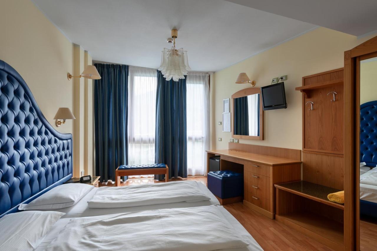 Hotel Alexander Limone sul Garda Bagian luar foto