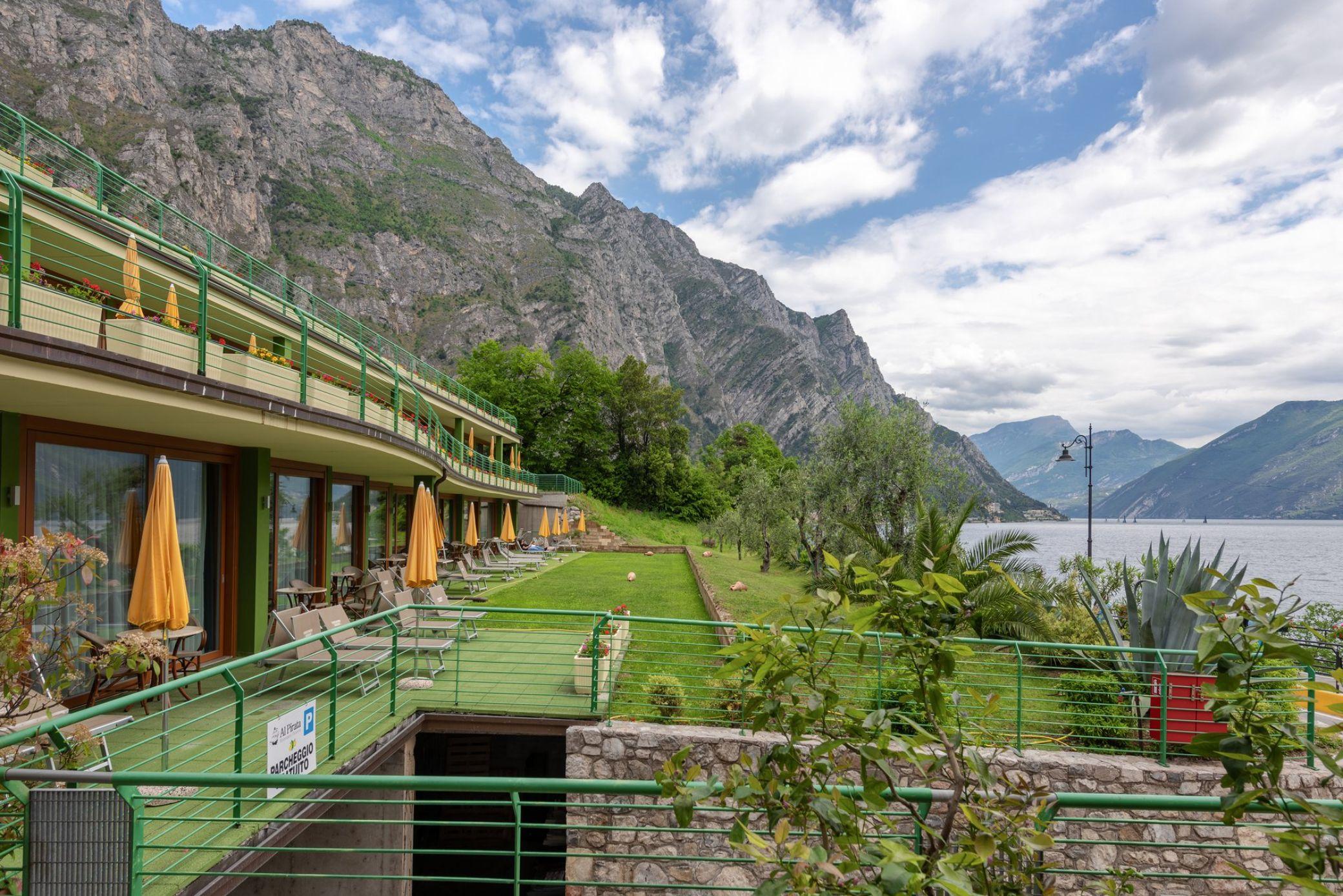 Hotel Alexander Limone sul Garda Bagian luar foto